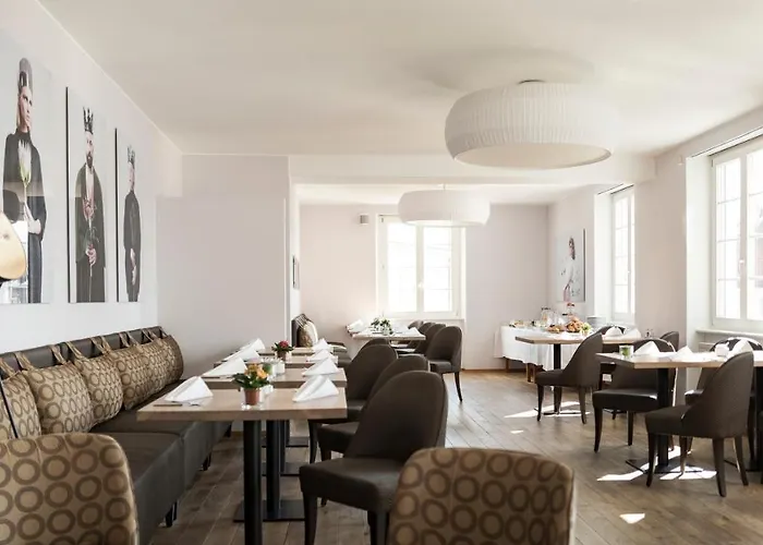 Bed & Breakfast Base Ii - Bei Basel 2*